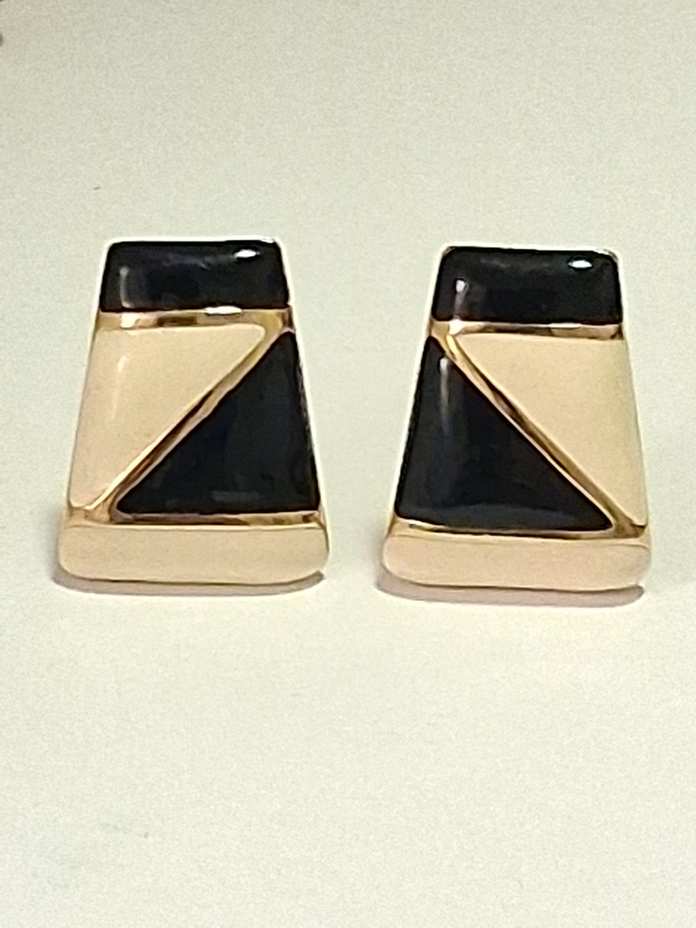 Monet | Vintage | Black and Cream Geometric Triangle | Clip-on Earrings